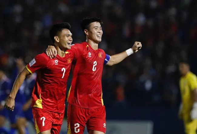 Nghiên cứu và phân tích đội bóng